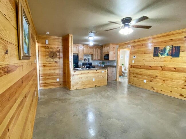 1517 County Rd 706 in Joshua, TX - Building Photo - Building Photo