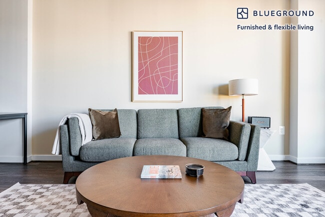 3444 Fairfax Dr, Unit FL11-ID1241 in Arlington, VA - Building Photo - Building Photo