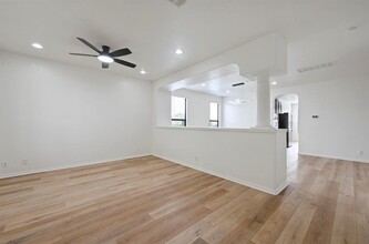 480 Waterleaf Blvd in Kyle, TX - Building Photo - Building Photo