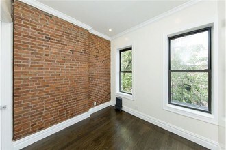 223 Mott St-Unit -#51 in New York, NY - Building Photo - Building Photo
