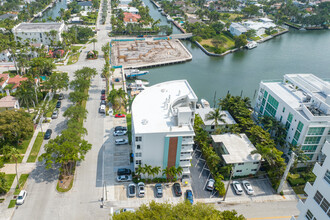 Riviera Towers in Fort Lauderdale, FL - Building Photo - Building Photo