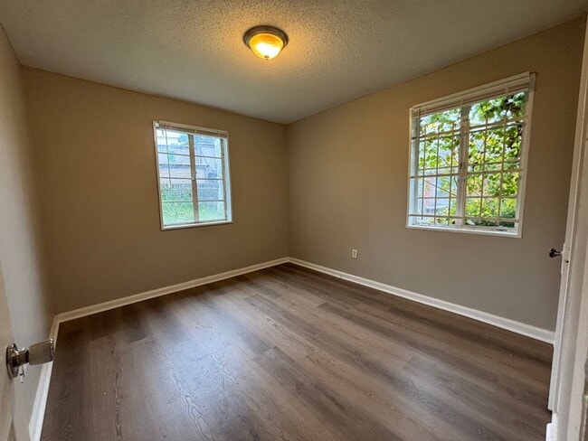 1802 Edmondson Ave in Memphis, TN - Foto de edificio - Building Photo