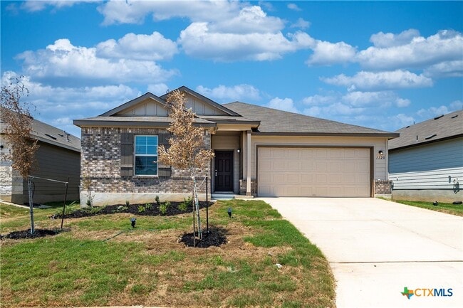 property at 1120 Eagle Xing
