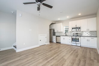 310 Parker St, Unit B in North Little Rock, AR - Building Photo - Building Photo