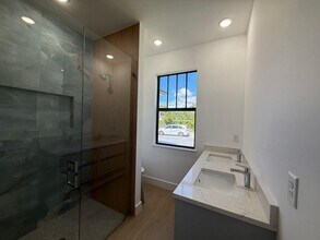 2430 Cecelia St in West Palm Beach, FL - Building Photo - Building Photo
