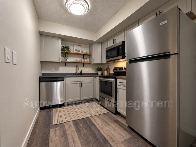 property at 3405 Holdrege St
