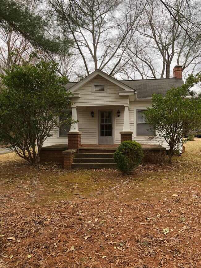 4117 Lawndale Dr Rentals in Greensboro, NC