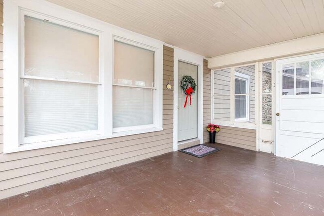 525 Ash Ave in Ames, IA - Building Photo - Building Photo