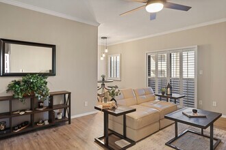 5500 N Valley View Rd, Unit 211 in Tucson, AZ - Foto de edificio - Building Photo
