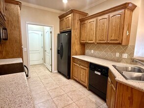 11313 NW 121st Pl in Yukon, OK - Building Photo - Building Photo