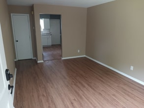 2944 N 71 St in Kansas City, KS - Building Photo - Building Photo