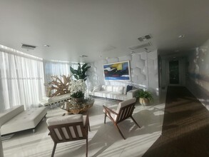 6305 Indian Creek Dr in Miami Beach, FL - Building Photo - Building Photo