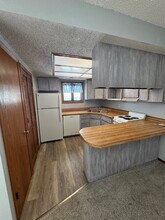 235 S Willo-Esque Ct in Wichita, KS - Building Photo - Building Photo