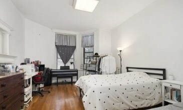 1258 Commonwealth, Unit 1 in Boston, MA - Foto de edificio - Building Photo