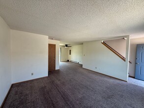 551 W 40th St in Scottsbluff, NE - Building Photo - Building Photo