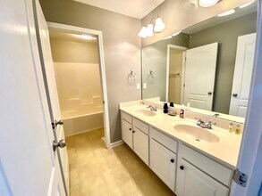 109 Paqcolet Dr in Simpsonville, SC - Building Photo - Building Photo