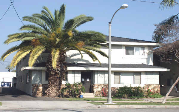 101 Park St in Alhambra, CA - Foto de edificio