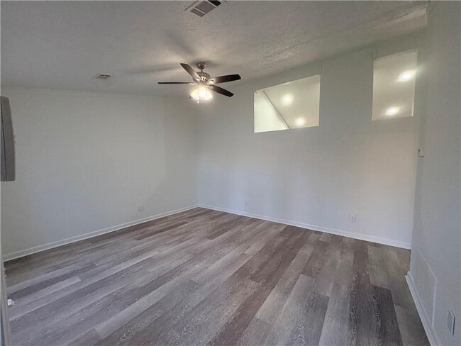 3929 Flakes Mill Rd in Decatur, GA - Building Photo - Building Photo