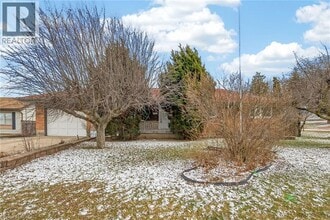 82 Millen Rd in Hamilton, ON - Building Photo - Building Photo