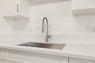 Horizon in El Cajon, CA - Foto de edificio - Building Photo