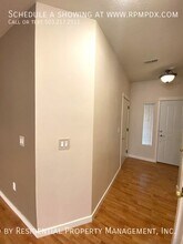 2518 NW 1st Dr in Gresham, OR - Building Photo - Building Photo