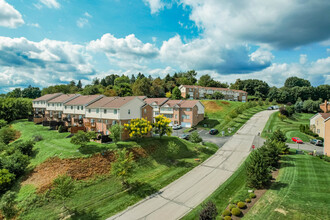 Pleasant View Estates in Pittsburgh, PA - Building Photo - Building Photo