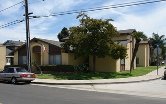 16872 Green St in Huntington Beach, CA - Building Photo