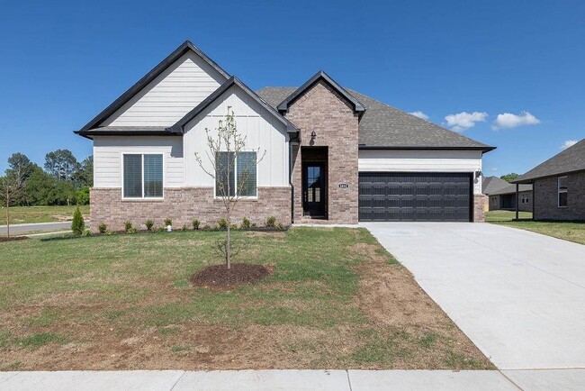 property at 2832 S Zinc Ave