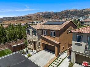 20705 Butternut Cir in Los Angeles, CA - Building Photo - Building Photo