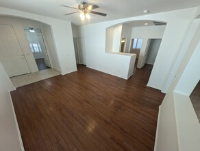 5647 Deer Run Ct in North Las Vegas, NV - Building Photo - Building Photo
