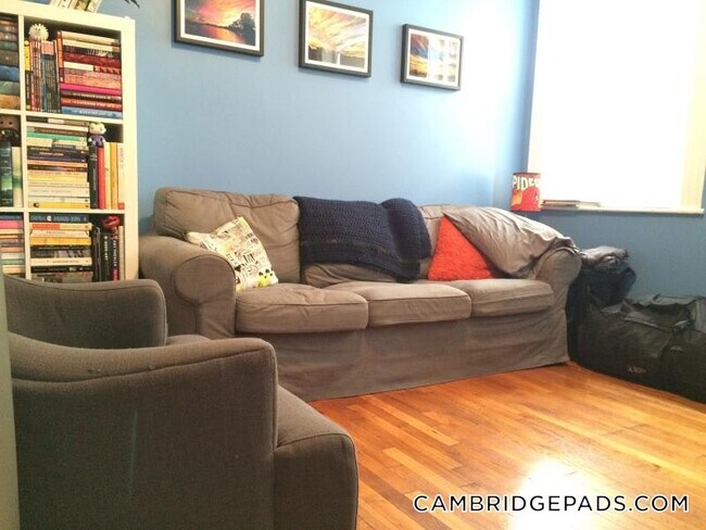 1610 Massachusetts Ave in Cambridge, MA - Building Photo - Building Photo