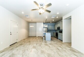 6905 67th St in Lubbock, TX - Building Photo - Building Photo