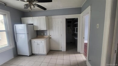 107 Smith St, Unit 2 in Poughkeepsie, NY - Building Photo - Building Photo