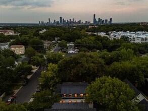 2707 Stacy Ln in Austin, TX - Building Photo - Building Photo