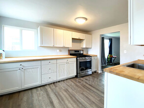 26 W Brookside St in Colorado Springs, CO - Building Photo - Building Photo