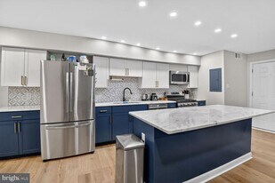 3934 Stone Gate Dr in Suitland, MD - Building Photo