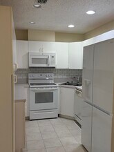 1995 SW Silver Pine Way in Palm City, FL - Building Photo - Building Photo
