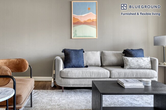 4835 Cordell Ave in Bethesda, MD - Building Photo - Building Photo