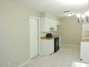4622 Newbury Ln in Corpus Christi, TX - Building Photo - Building Photo