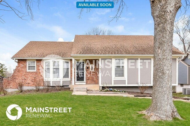 property at 3903 SW Linden Ln