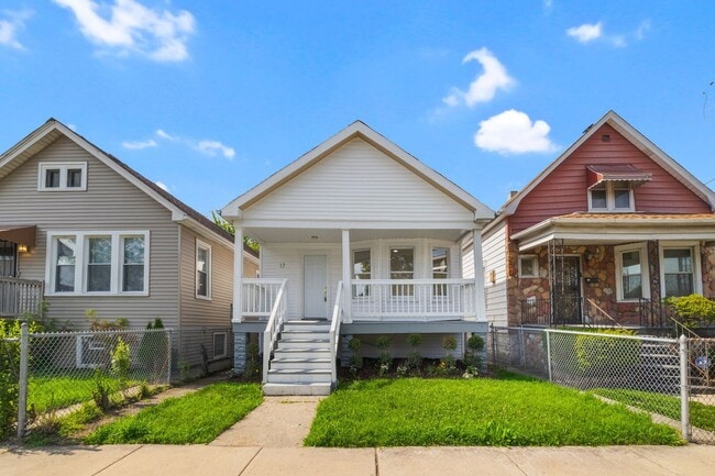 17 E 100th Pl in Chicago, IL - Building Photo - Building Photo