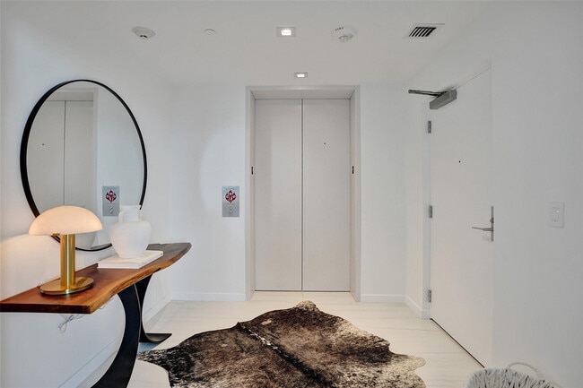 2200 N Ocean Blvd in Fort Lauderdale, FL - Building Photo - Building Photo