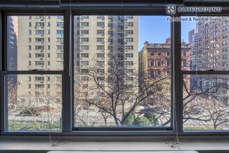 30 Park Ave in New York, NY - Building Photo - Building Photo