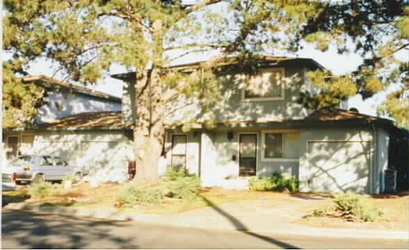 1646 Beachwood Dr in Santa Rosa, CA - Building Photo - Building Photo