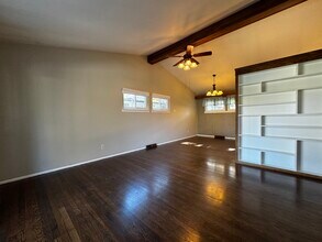 556 Joshua Dr in St. Louis, MO - Building Photo - Building Photo