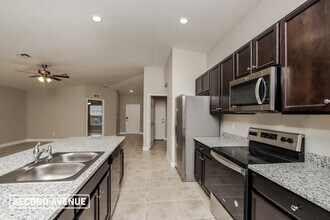 1317 Pavillion St NW in Palm Bay, FL - Building Photo - Building Photo