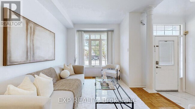 19 La Rocca Ave in Vaughan, ON - Building Photo - Building Photo