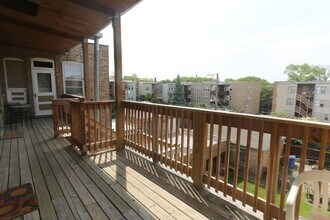 1923 W Winnemac Ave, Unit K01J in Chicago, IL - Building Photo - Building Photo