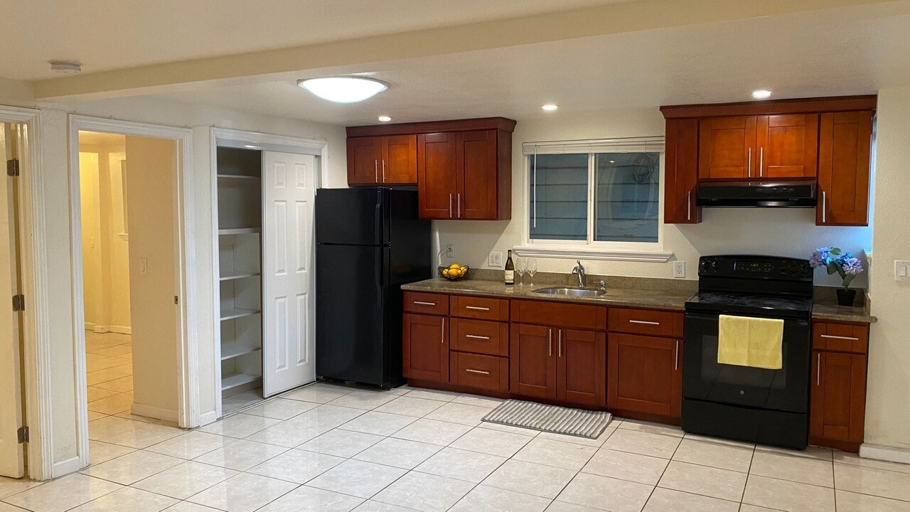 3208-3210 Adeline St in Oakland, CA - Building Photo