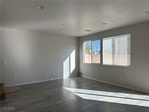 6304 Patriot Wave St in North Las Vegas, NV - Building Photo - Building Photo